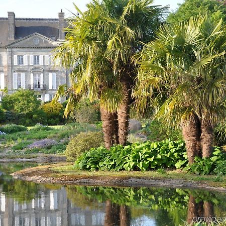 Chateau De La Foltiere Apartment Saint-Germain-en-Cogles Bagian luar foto